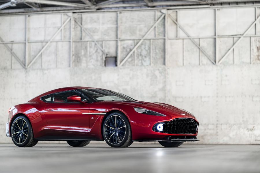  Aston Martin Vanquish Zagato 2017 года  (UK) (фото 30 из 43)